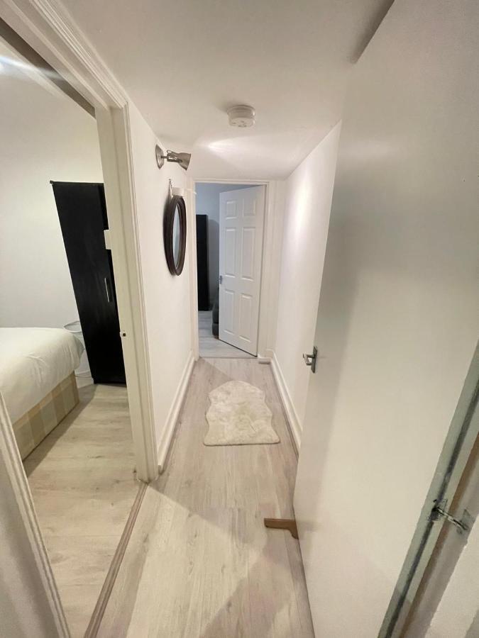 Miles 4Floor Apartment Londra Exterior foto